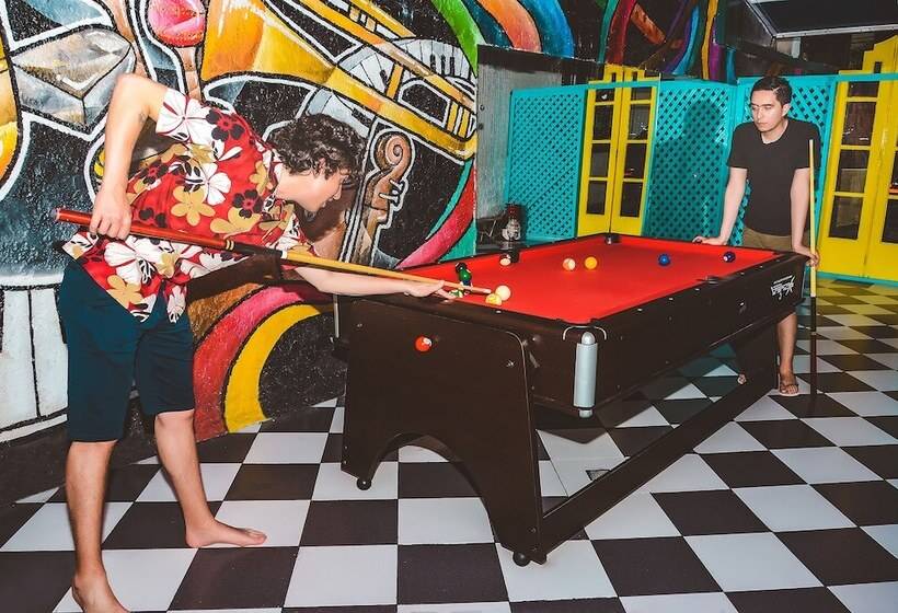 The Pelican Larry Hostel