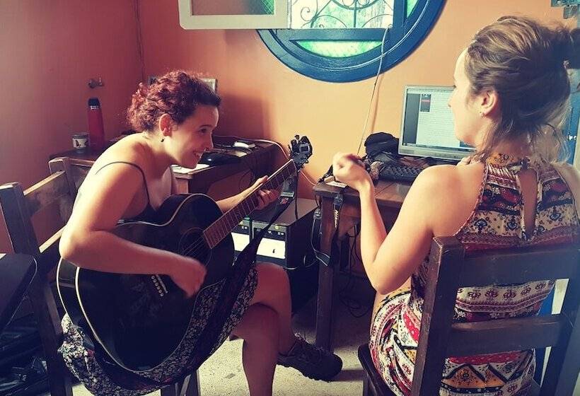 The Pelican Larry Hostel