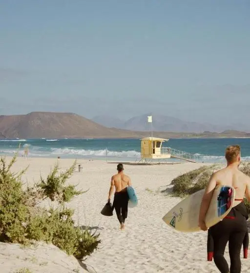 ユースホステル Pura Vida Surf Camp & School