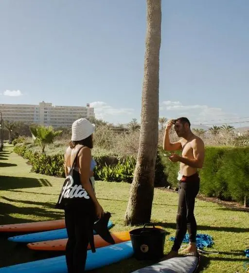 ユースホステル Pura Vida Surf Camp & School