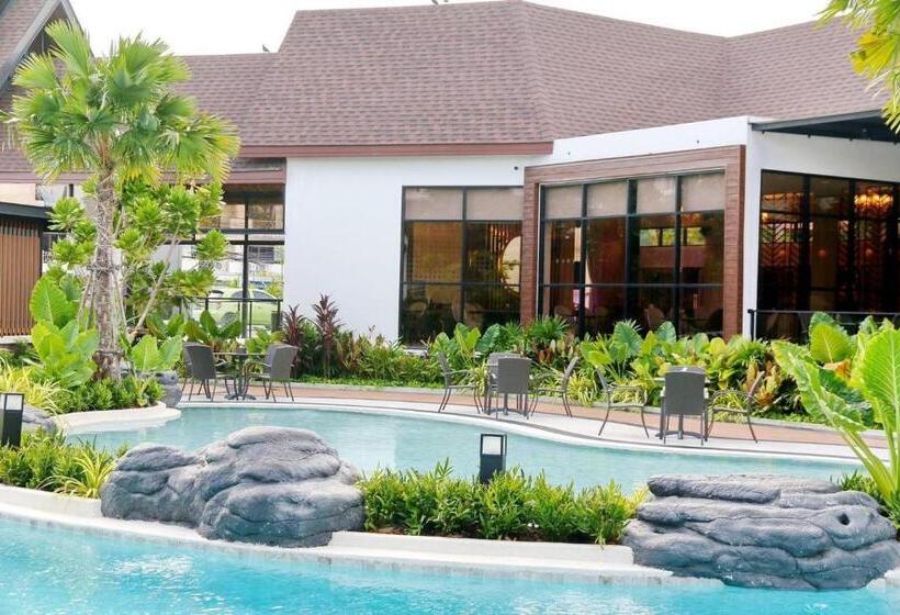 Kastel Pattaya Hotel By Loft Bangkok