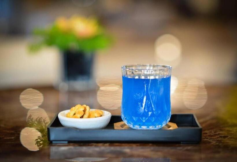 Kastel Pattaya Hotel By Loft Bangkok