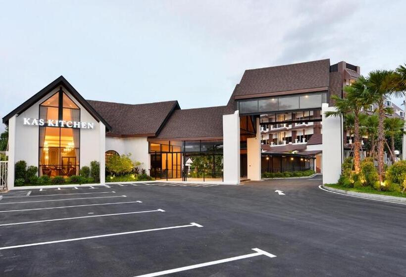 Kastel Pattaya Hotel By Loft Bangkok