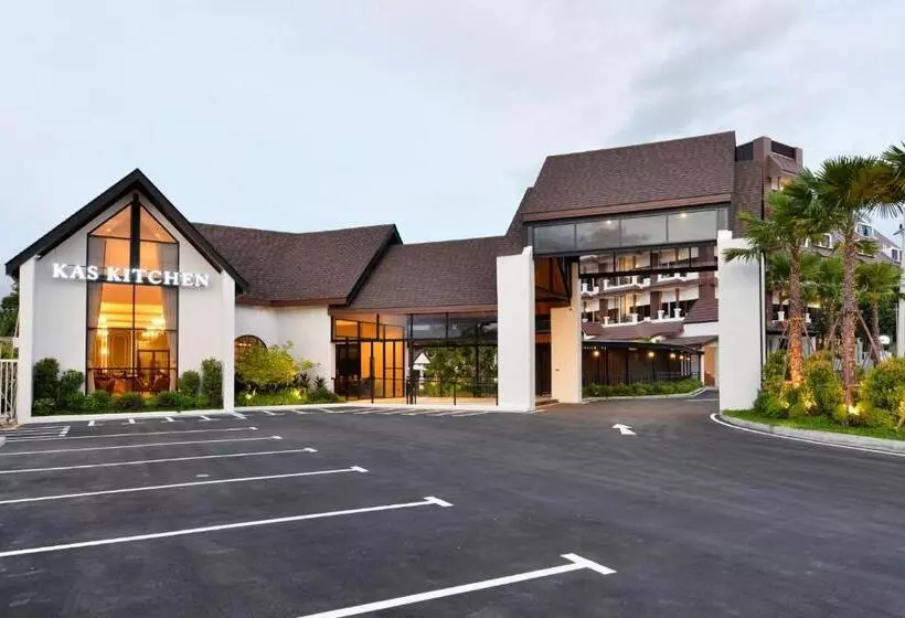 Kastel Pattaya Hotel By Loft Bangkok