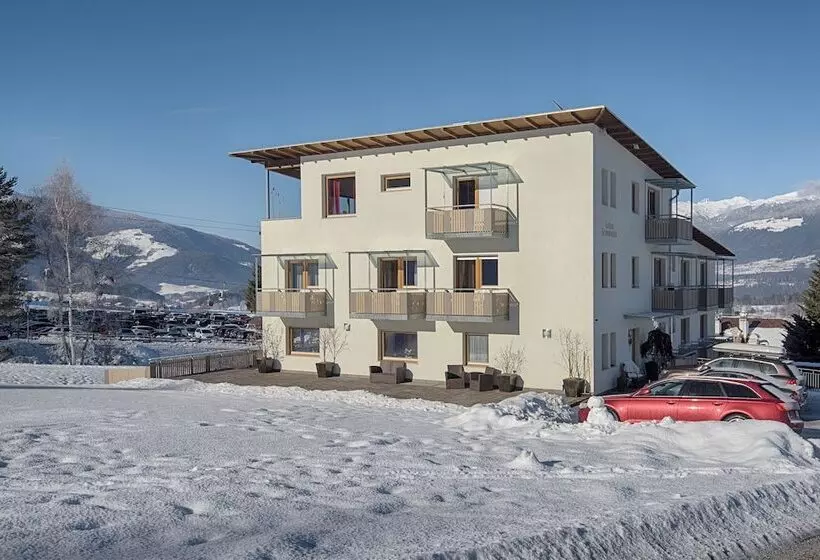 ベッドアンドブレックファースト Garni Schorneck