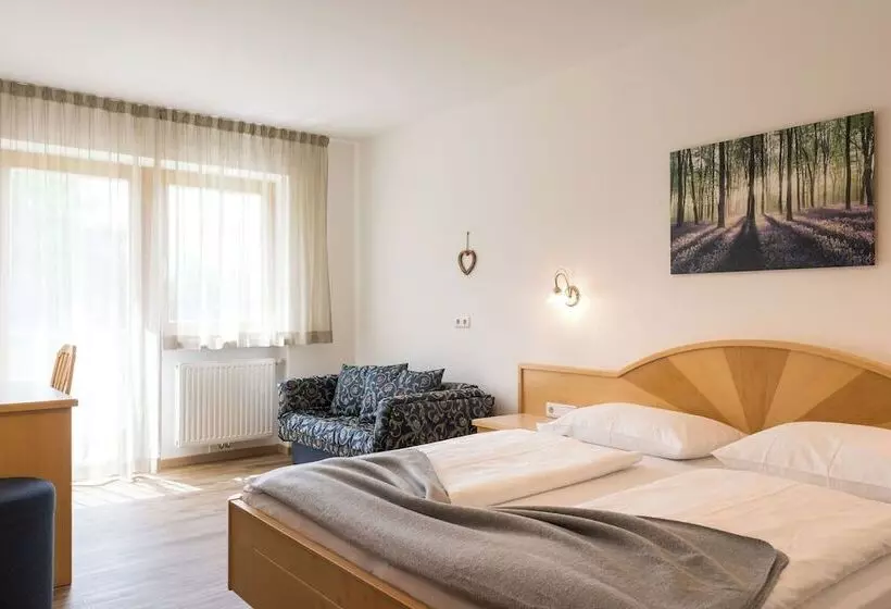 ベッドアンドブレックファースト Garni Schorneck