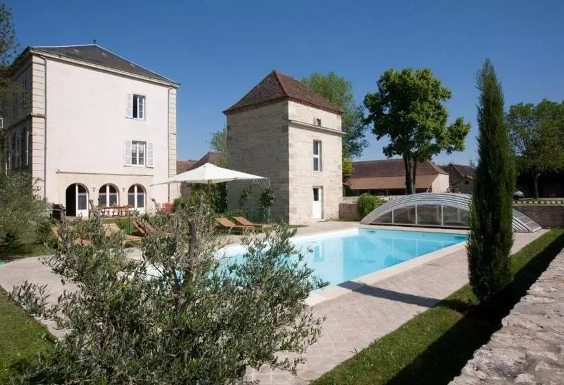 ベッドアンドブレックファースト La Jasoupe