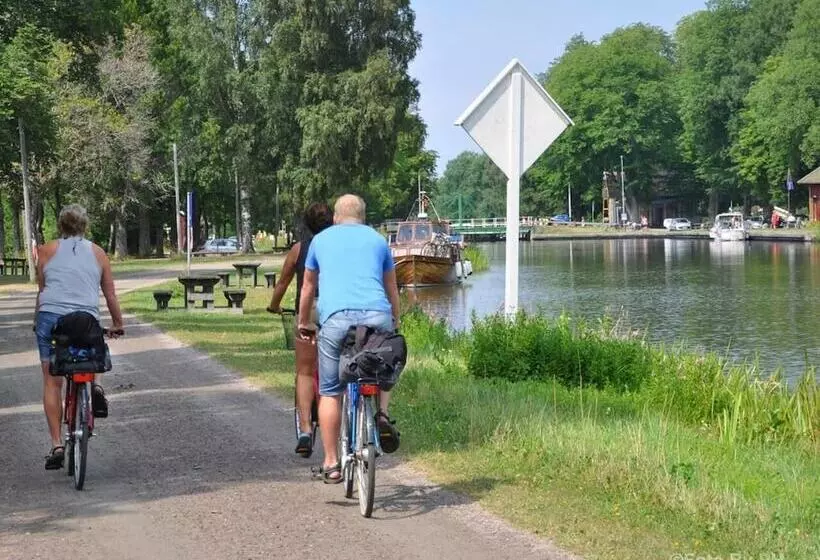 Aamiaismajoitus (B&B) Pensionat Prästgården