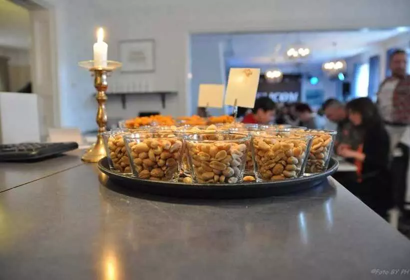 Aamiaismajoitus (B&B) Pensionat Prästgården