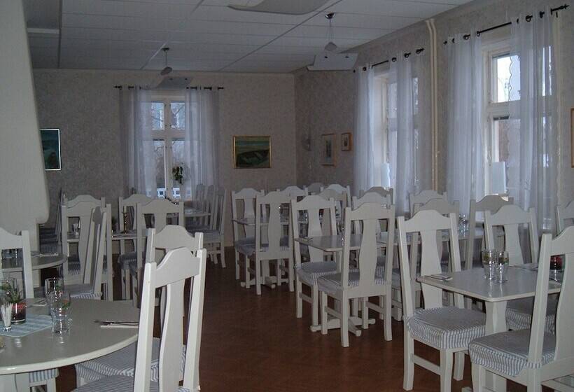 צימר Pensionat Prästgården