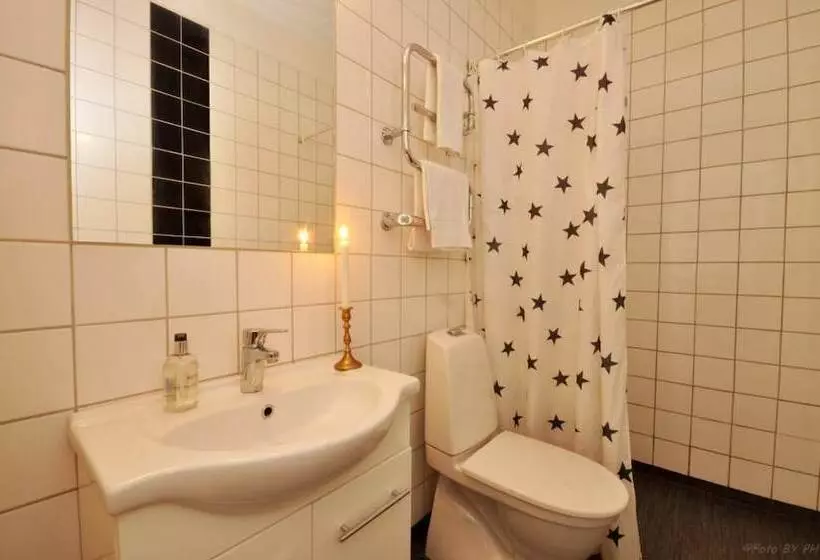 Aamiaismajoitus (B&B) Pensionat Prästgården