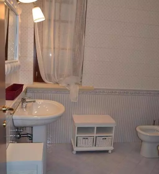 تختخواب و صبحانه Villa Ethnic Chic