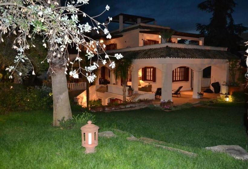 민박 Villa Ethnic Chic