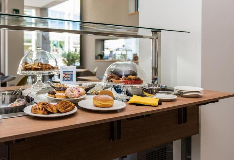 Hesperia Hotel & Residence