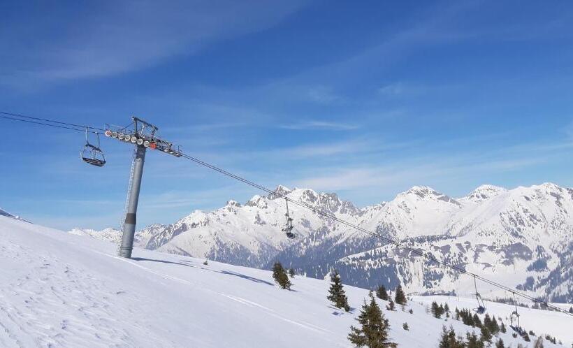 ホテル Albergo Chalet Abete Rosso