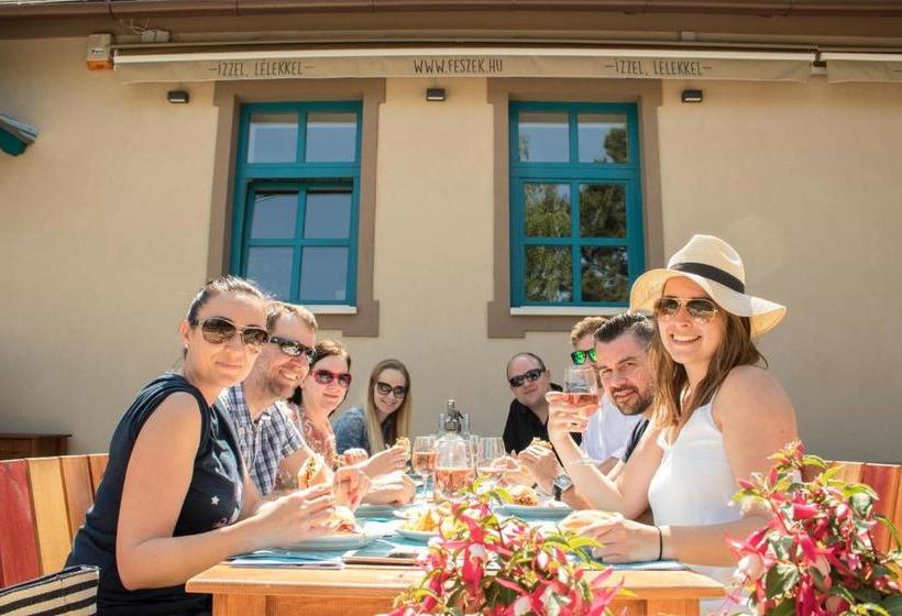 Отель Fészek  étel és