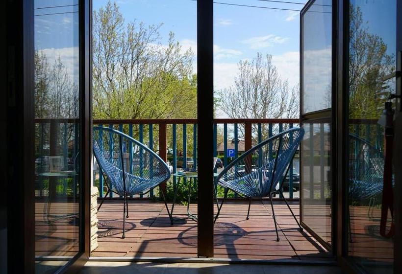 Отель Fészek  étel és