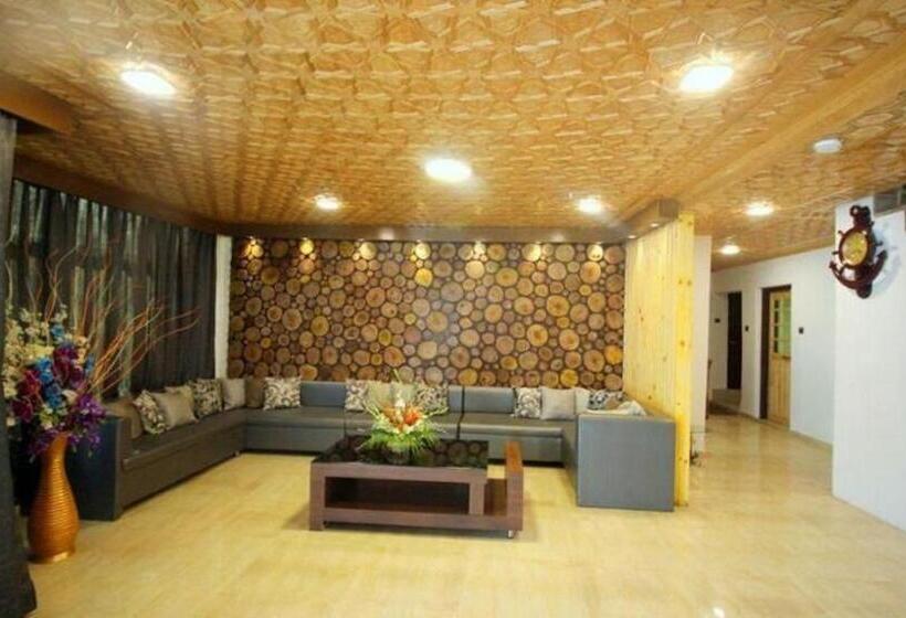 Hotel Green Leaf Srinagar