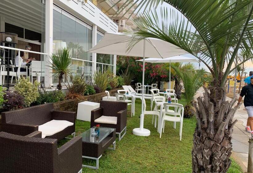 فندق Nizza Frontemare Superior 3 Stelle