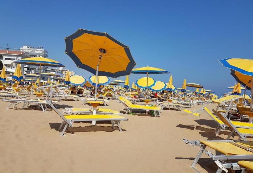 فندق Nizza Frontemare Superior 3 Stelle