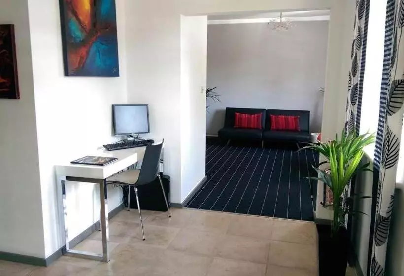 Hotelli Remont Oxford