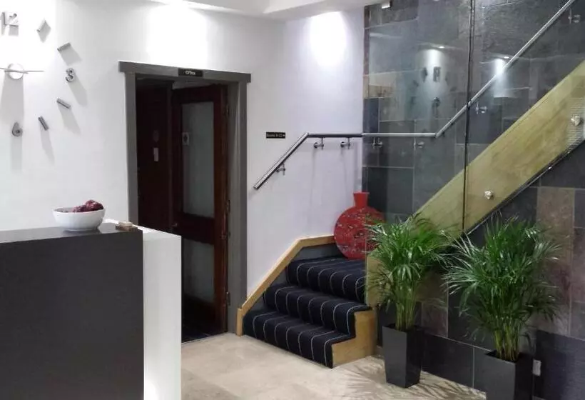 Hotelli Remont Oxford