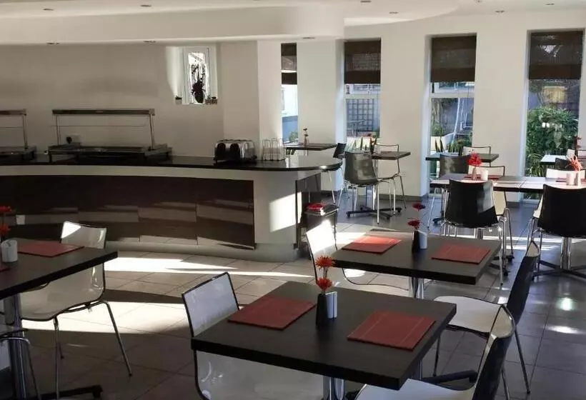 Hotelli Remont Oxford