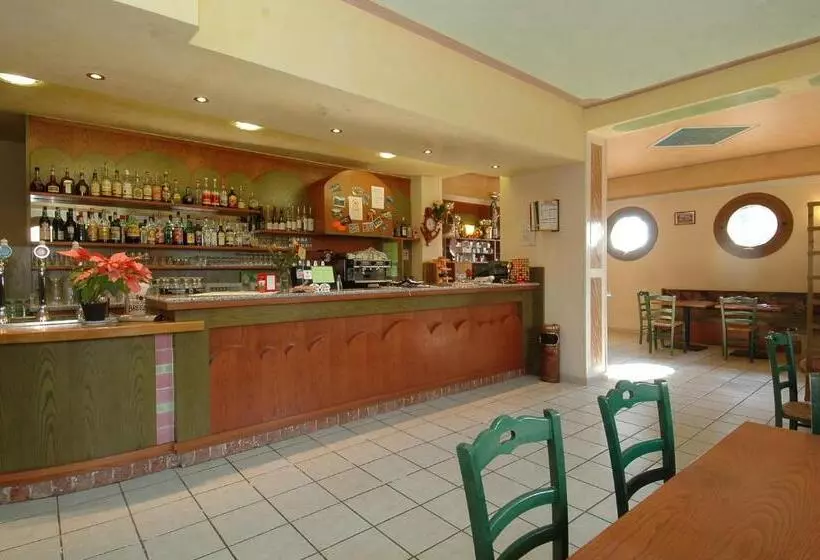 ホテル Ristorante Il Pirata