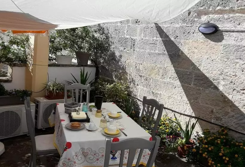 Aamiaismajoitus (B&B) Bed In Salento