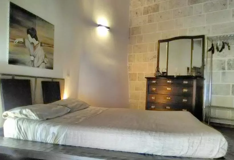 Aamiaismajoitus (B&B) Bed In Salento