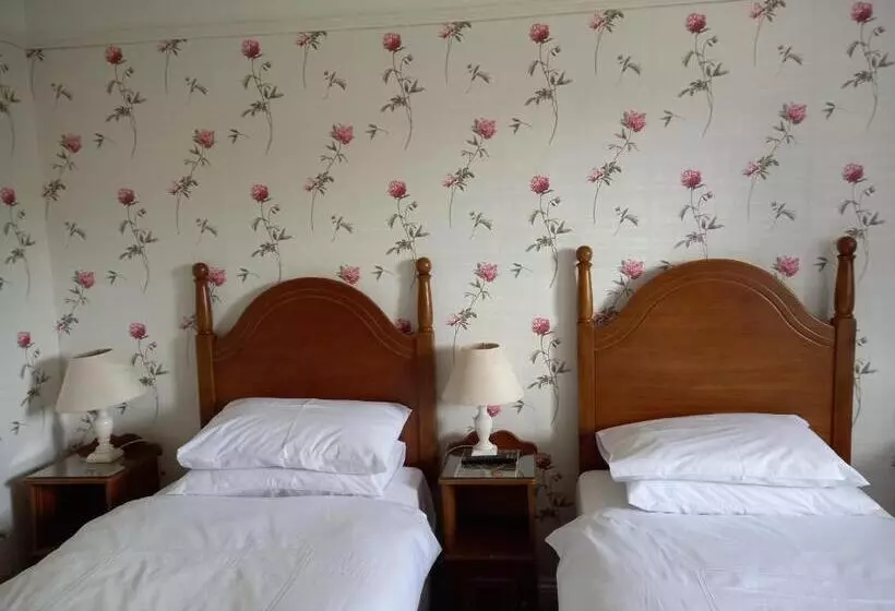 تختخواب و صبحانه Carraig Rua