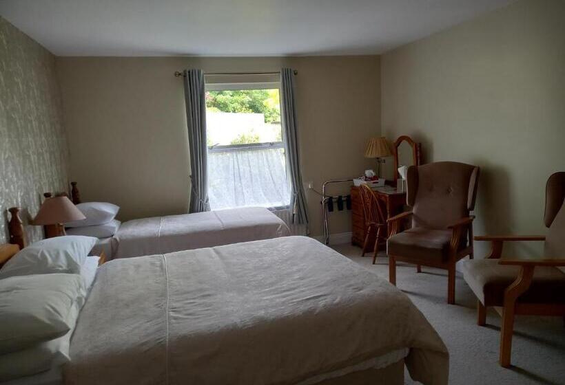 تختخواب و صبحانه Carraig Rua