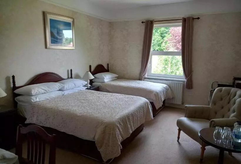 تختخواب و صبحانه Carraig Rua