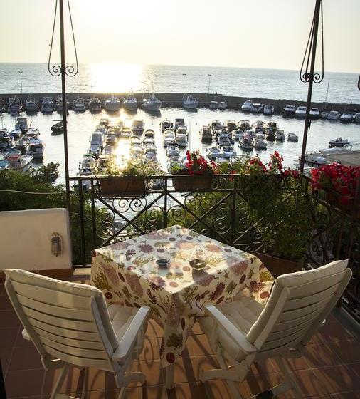 مبيت وإفطار Domus Sirenae