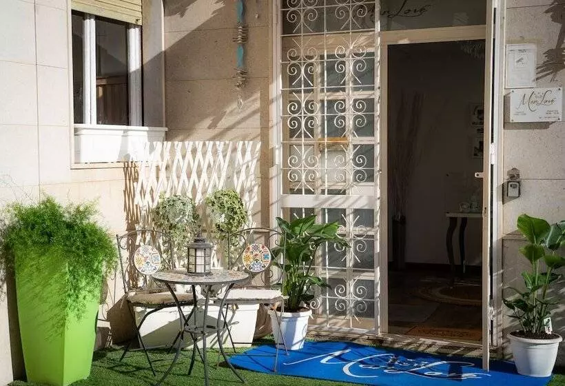 تختخواب و صبحانه Marlove Siracusa   Private Sea Access   Self Check In