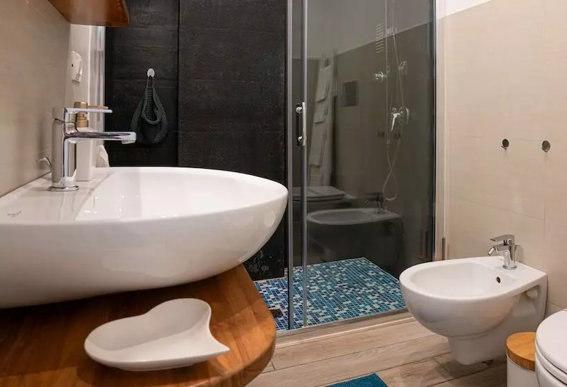 تختخواب و صبحانه Marlove Siracusa   Private Sea Access   Self Check In