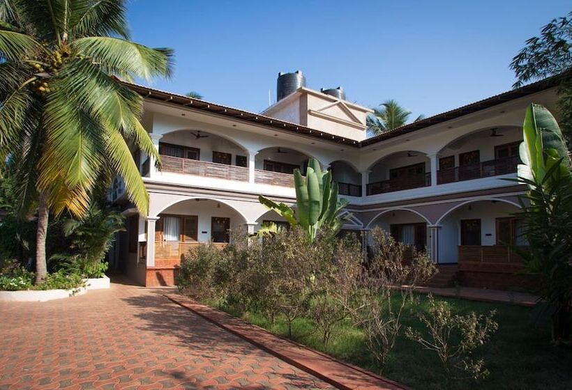 Dunhill Beach Resort