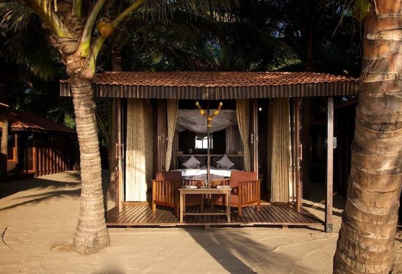 Dunhill Beach Resort