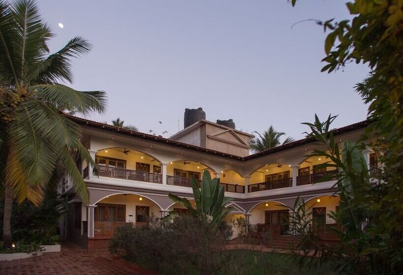 Dunhill Beach Resort