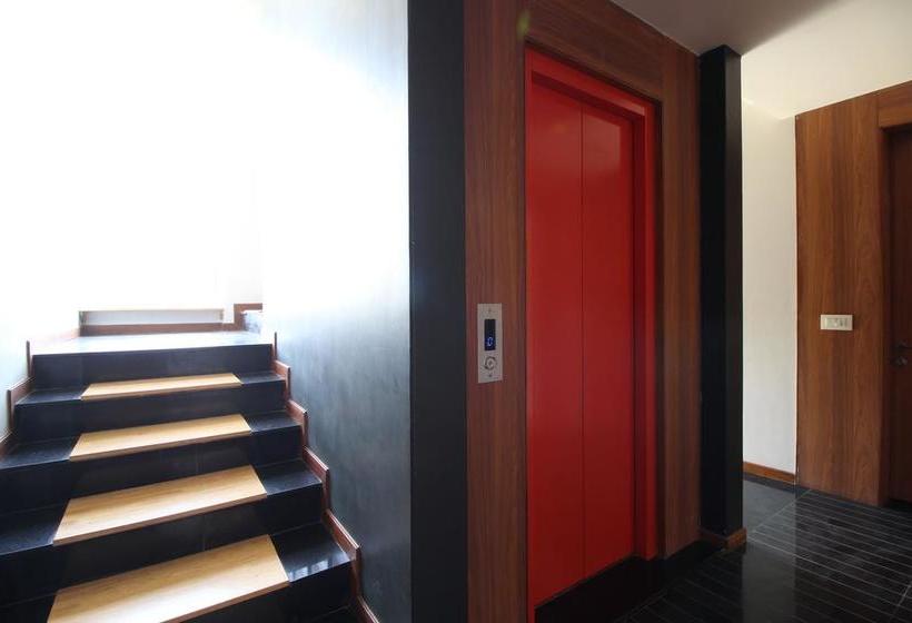 فندق The Sky Imperial Aarivaa Luxury Stays