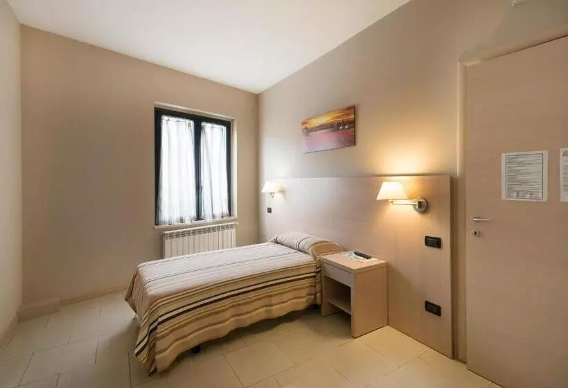 Hotelli Albergo Il Torchio