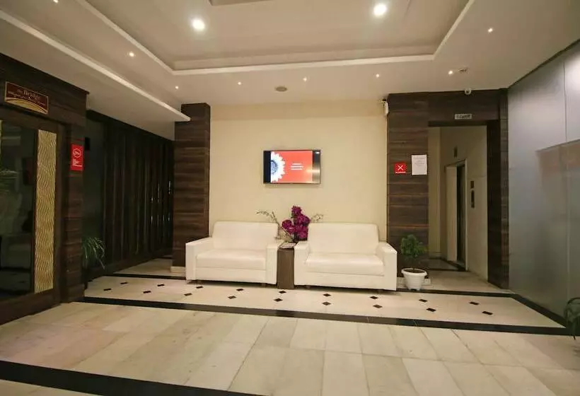 Hotel Arjun Clarks Inn