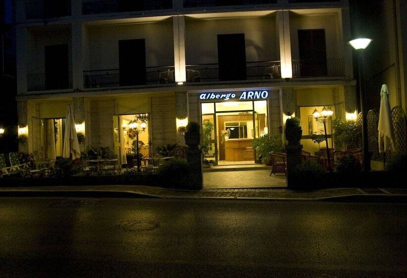 هتل Arno