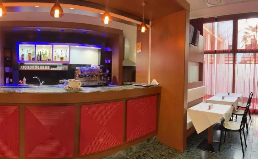 هتل Bella Italia Palace