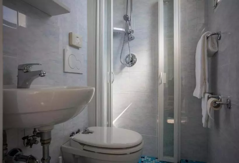 هتل Costa Del Sole Only Room