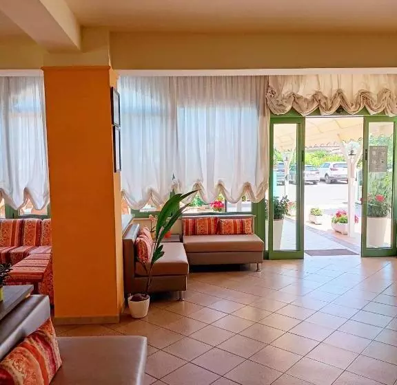 هتل Costa Del Sole Only Room