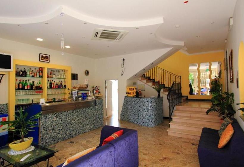 Отель Moby Dick