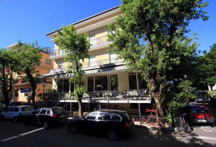 Отель Moby Dick