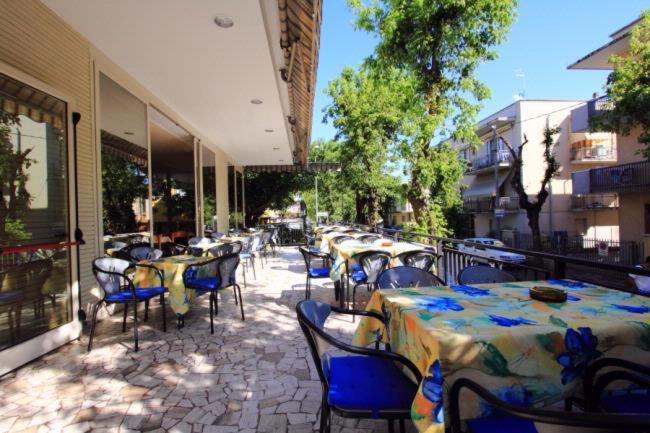 Отель Moby Dick