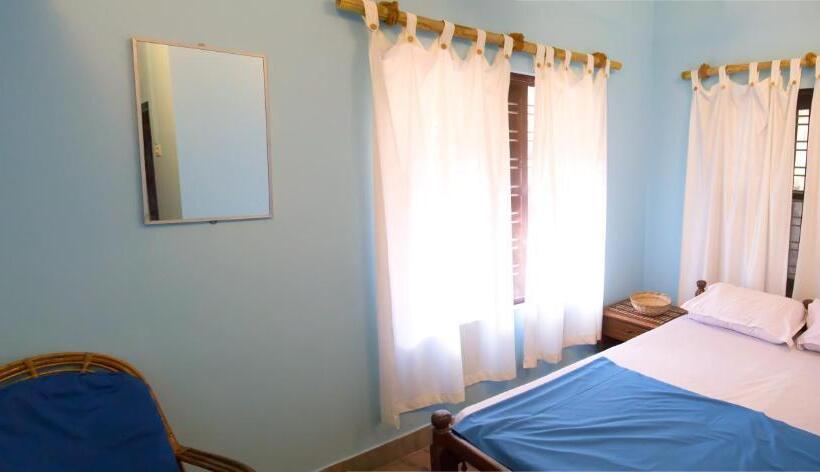 فندق Panchavadi Ayurvedic Beach Resort